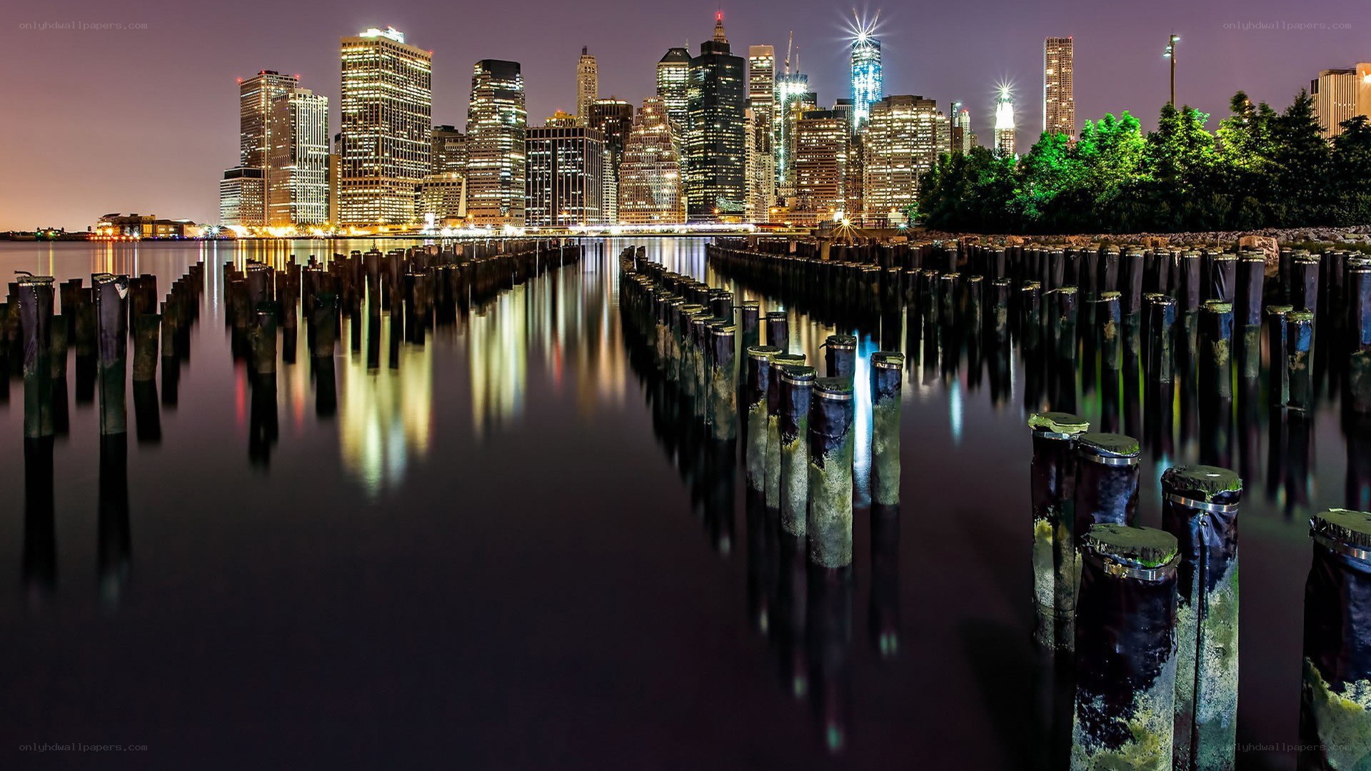 Manhattan skyline at night