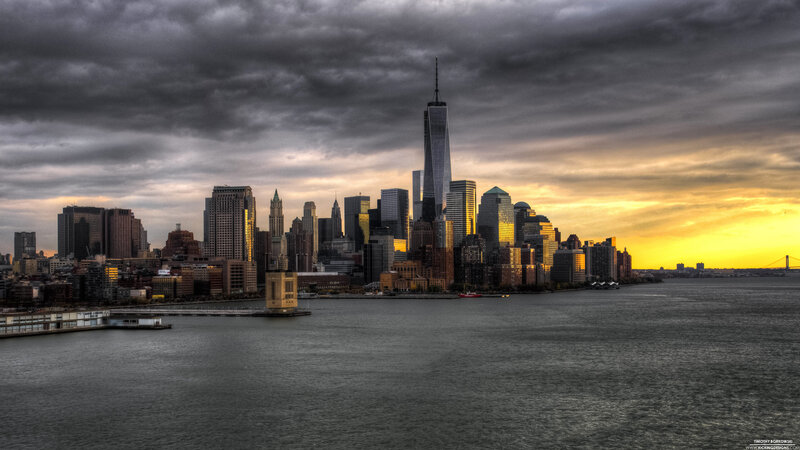 Manhattan Skyline at Sunset — Gray