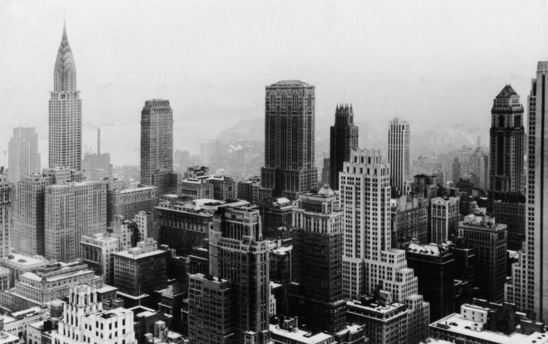 Manhattan skyline in black and white