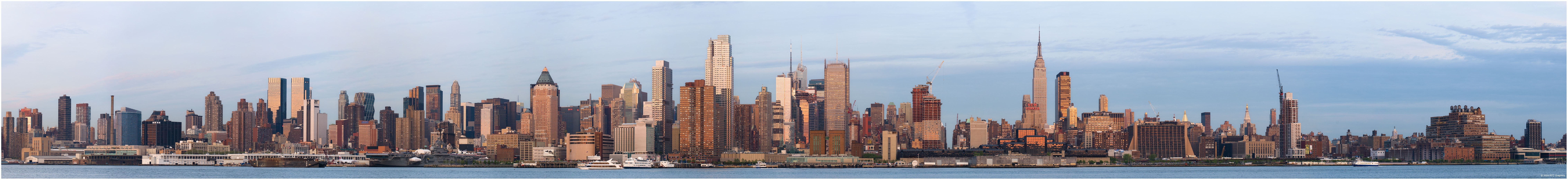 Manhattan skyline panorama