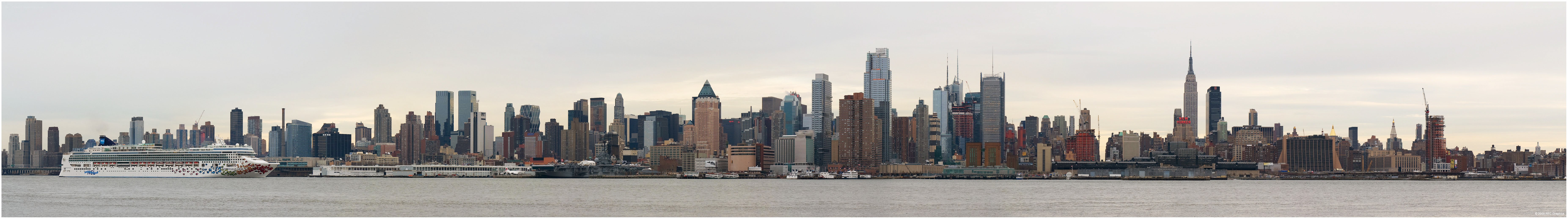 Manhattan skyline panorama