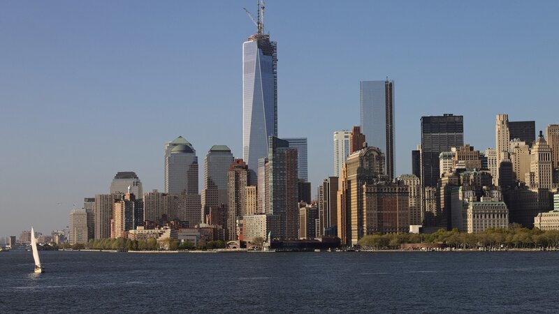 Manhattan skyline with One World Trade Center