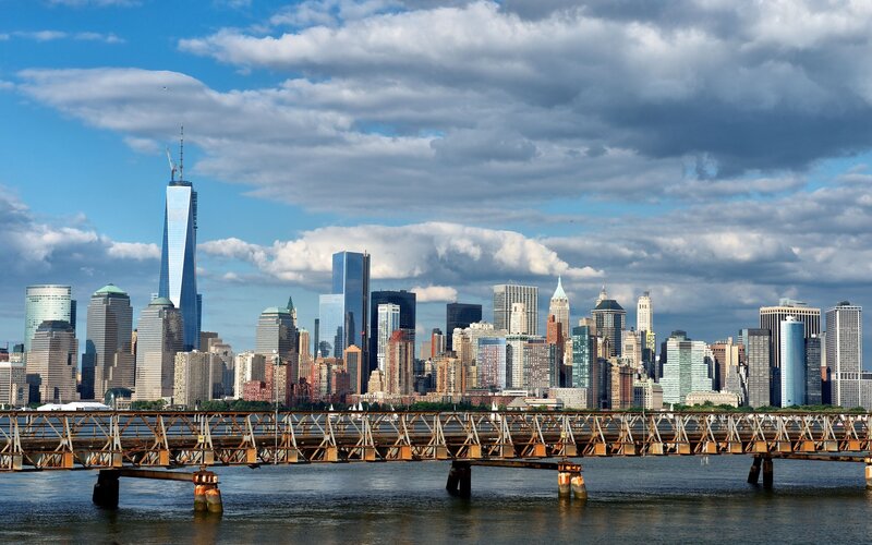 Manhattan skyline with One World Trade Center