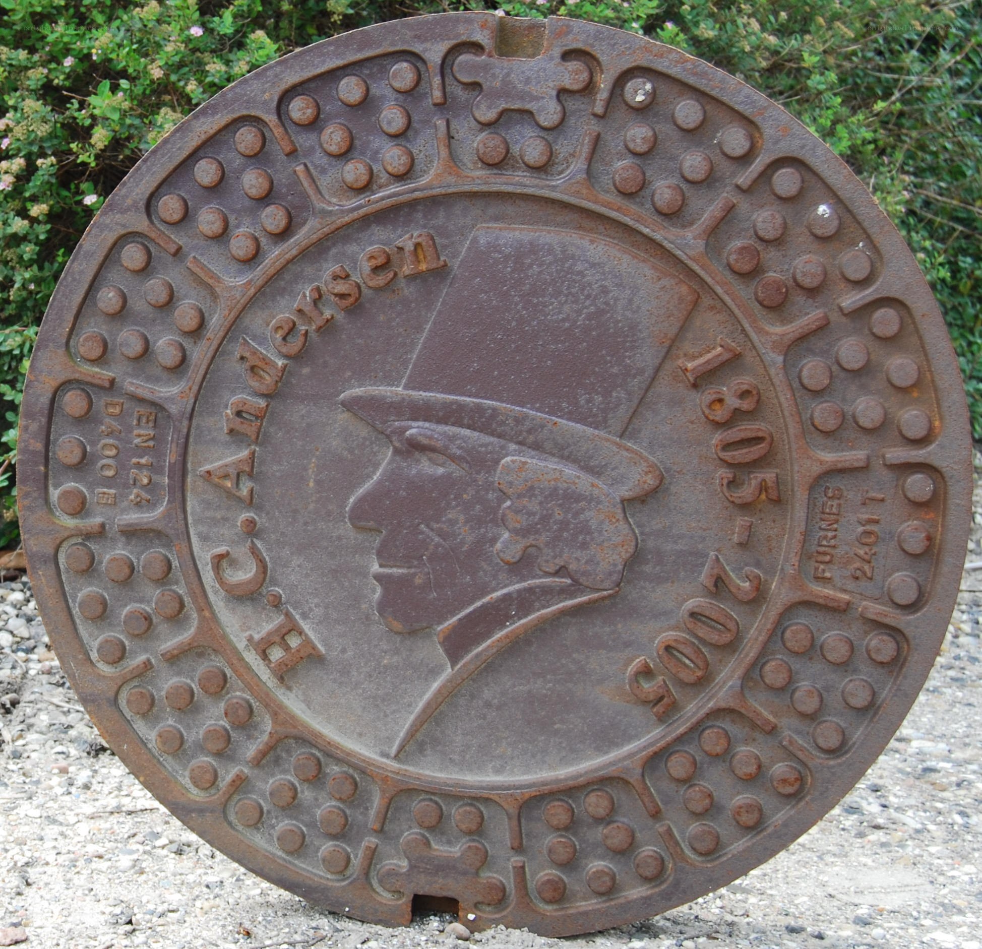 manhole cover with andersen portrait