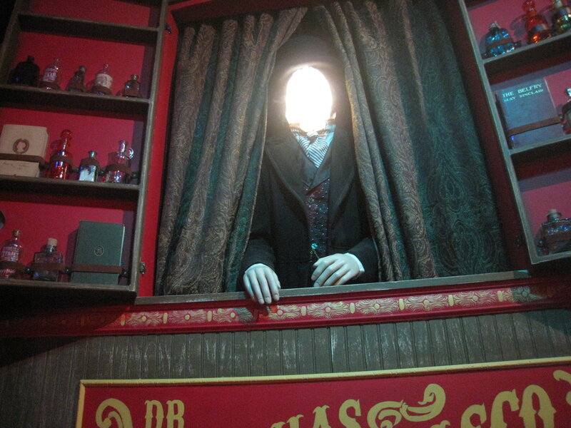 Mannequin in a Booth