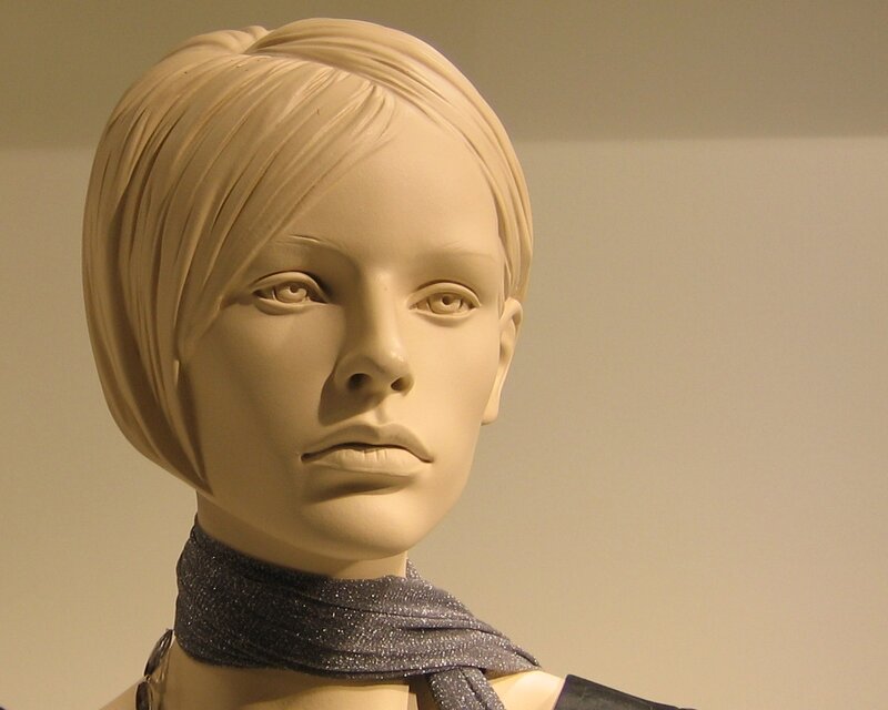 mannequin with scarf