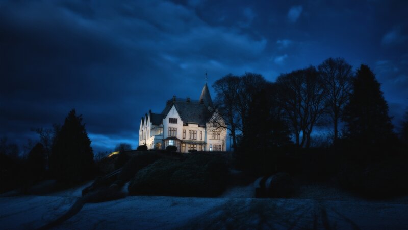 Mansion at Night — Blue, Dark