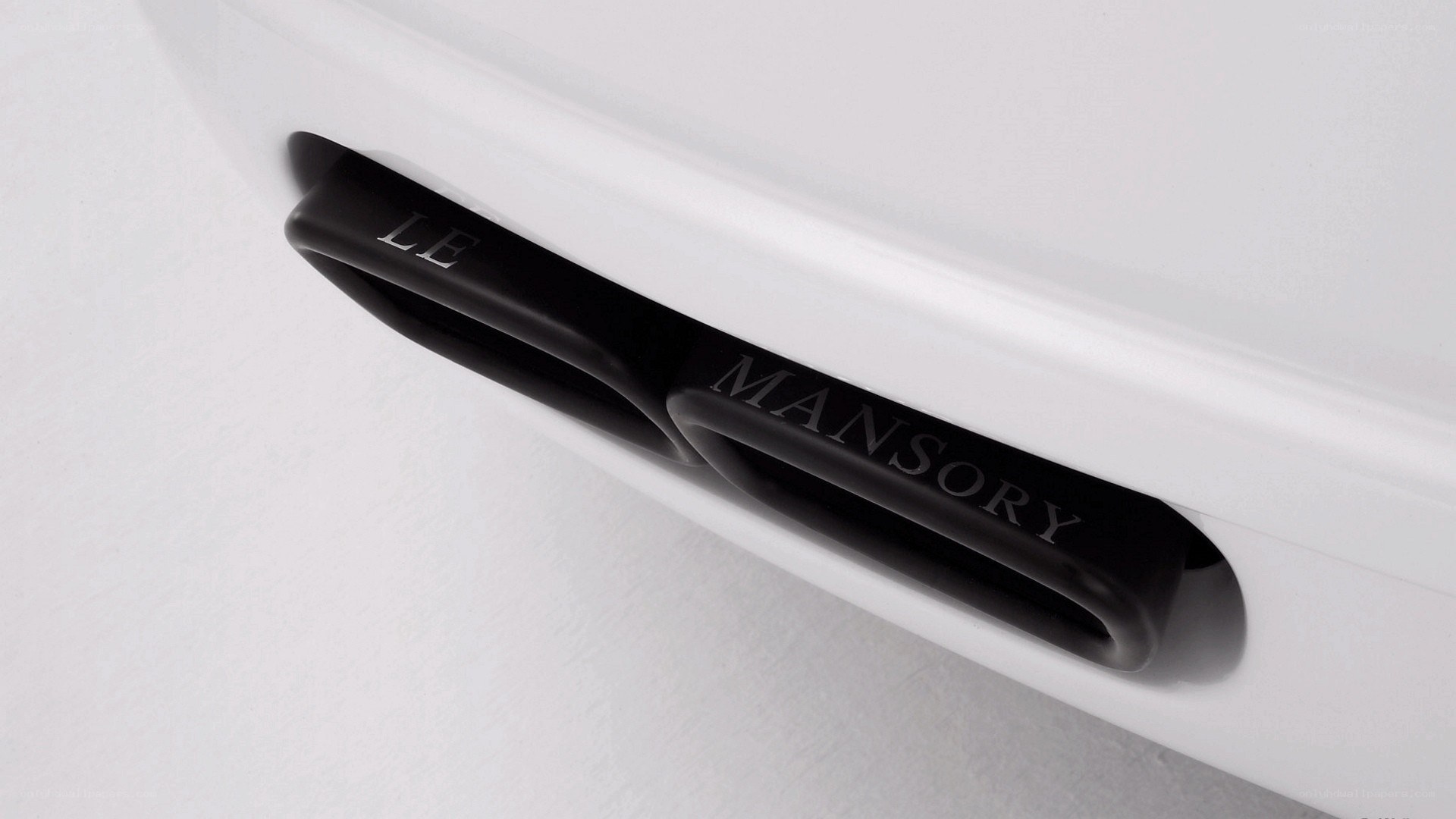 Mansory exhaust detail