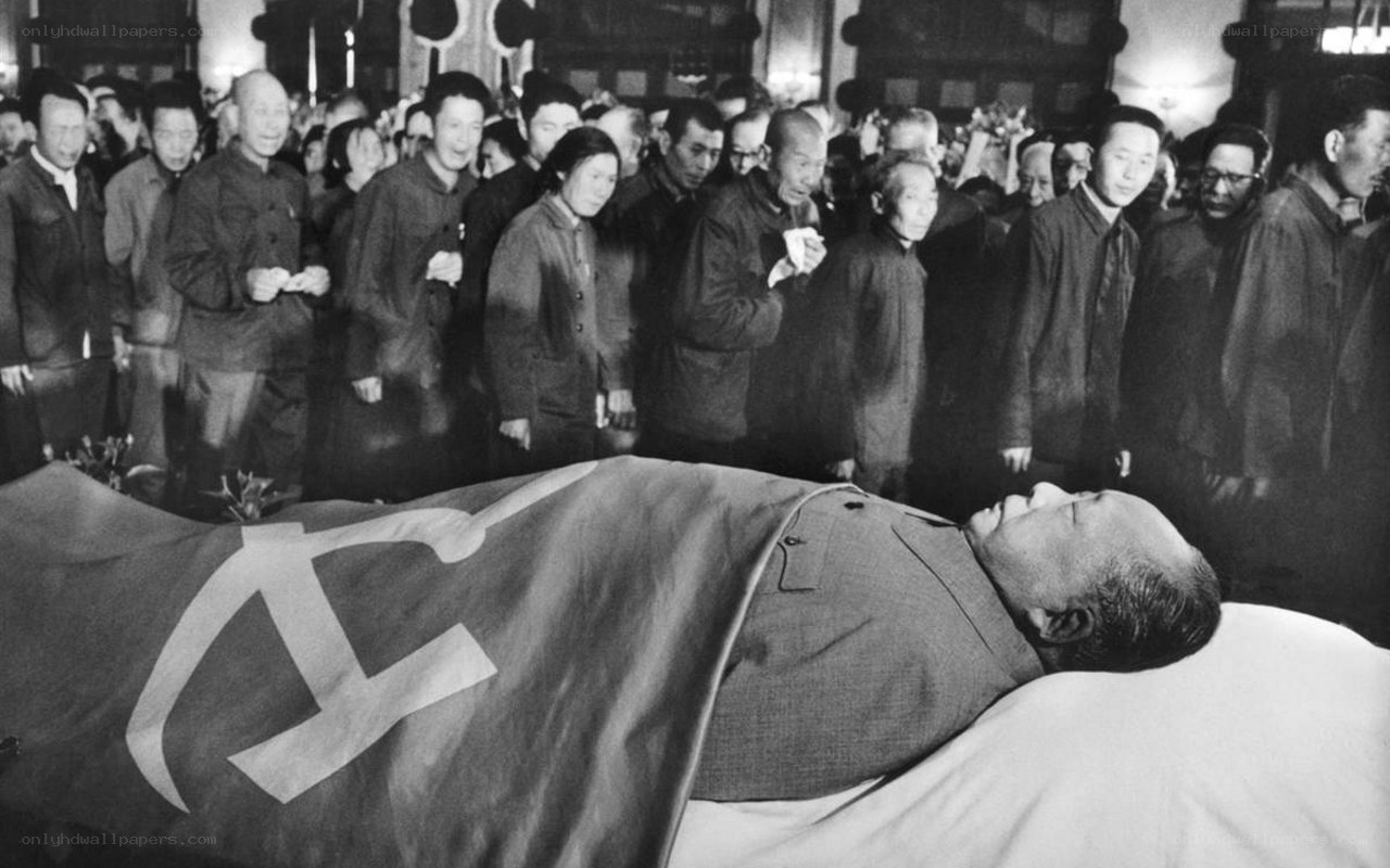 Mao Zedong lying in state
