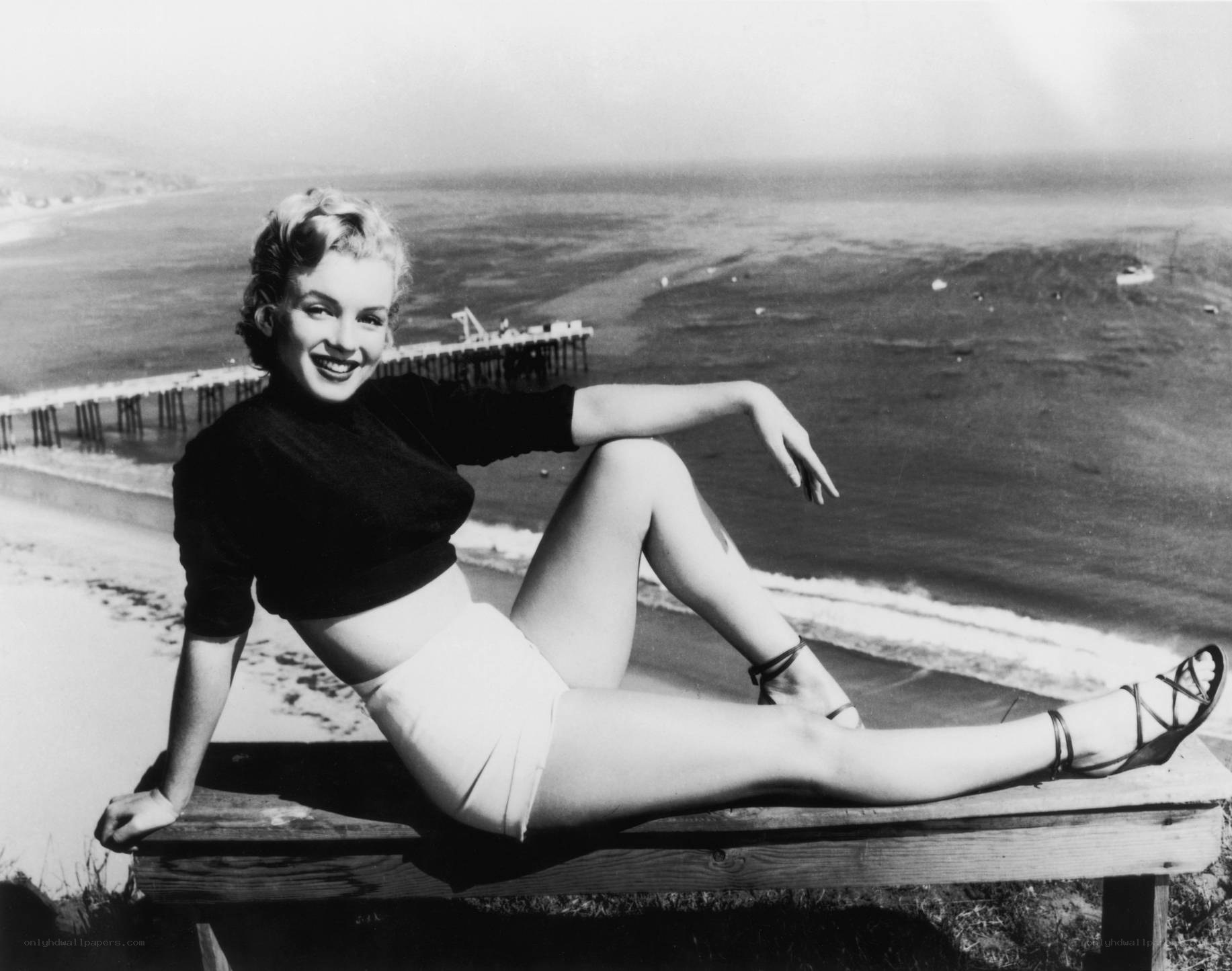 Marilyn Monroe at the beach
