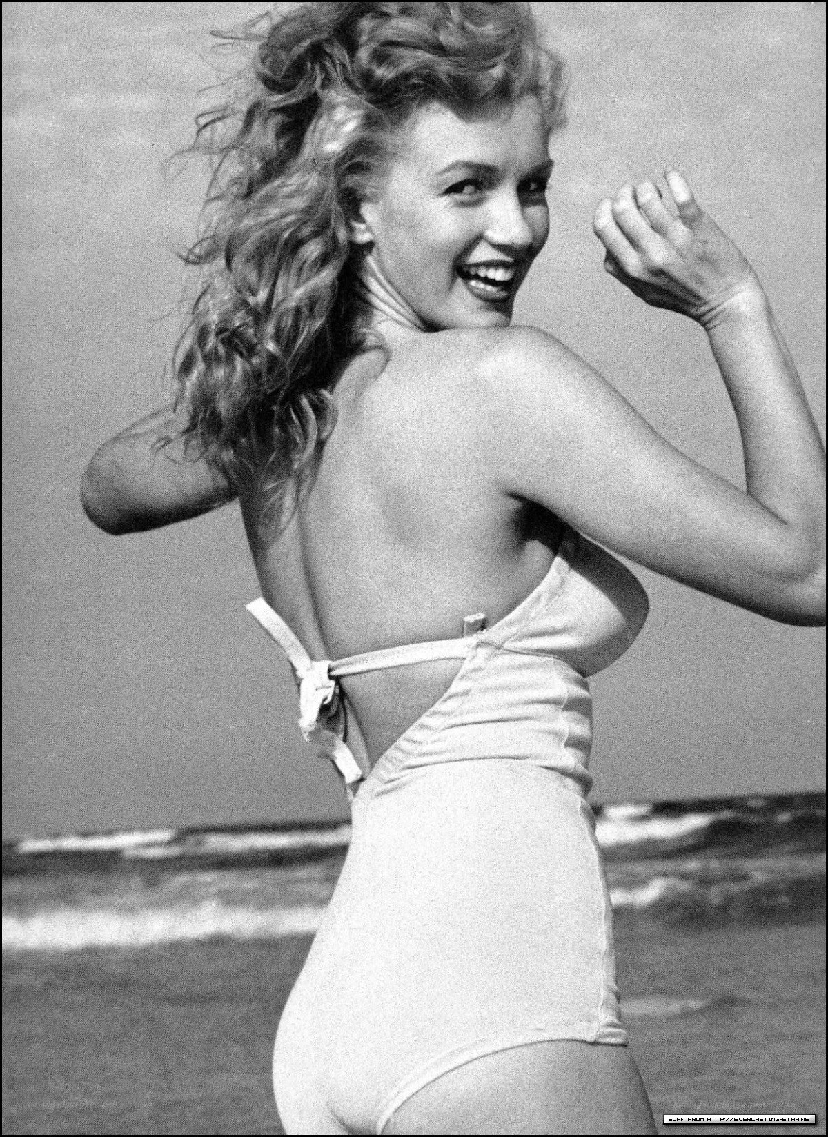 Marilyn Monroe at the beach