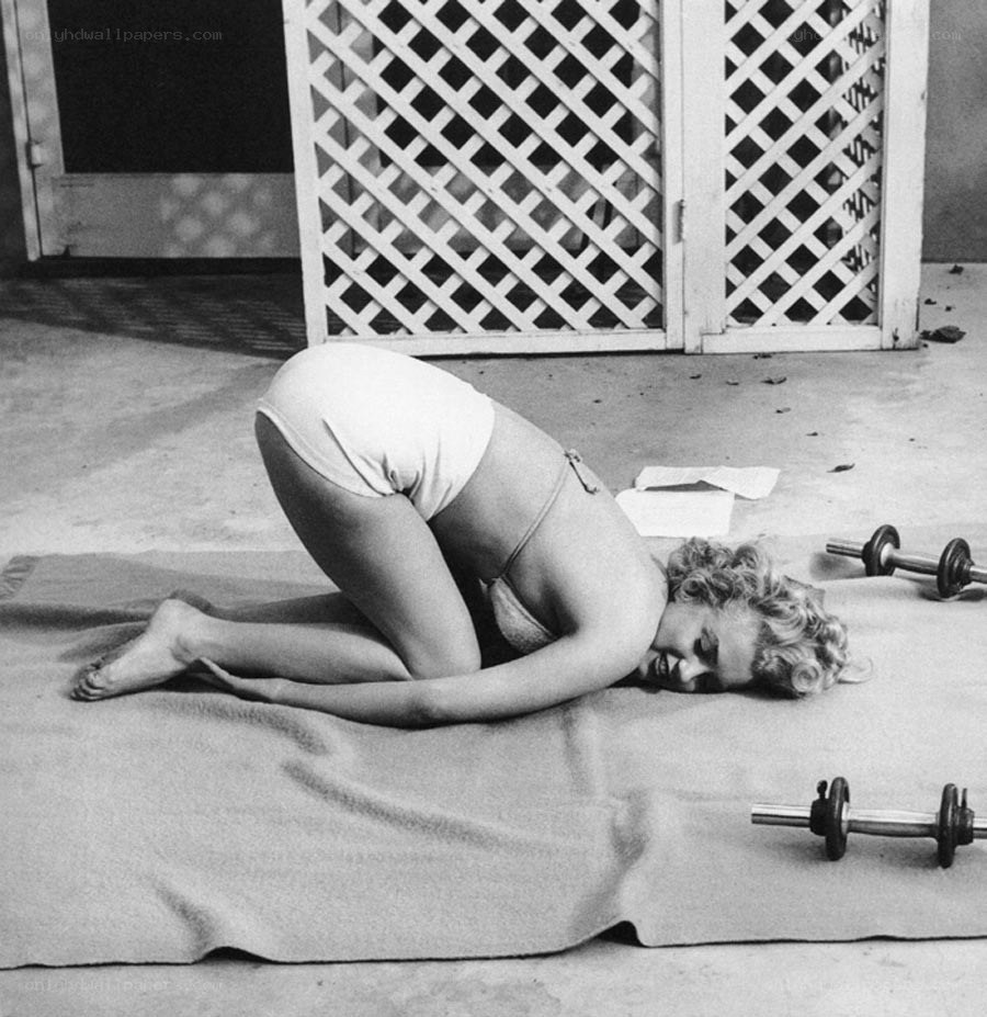 Marilyn Monroe exercising