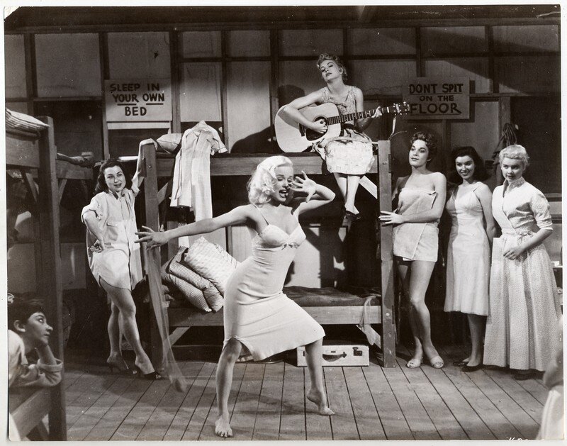 Marilyn Monroe in a dorm scene