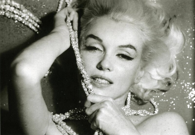 Marilyn Monroe in a glamorous pose