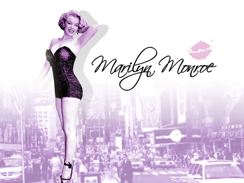 Marilyn Monroe in Sequin Dress