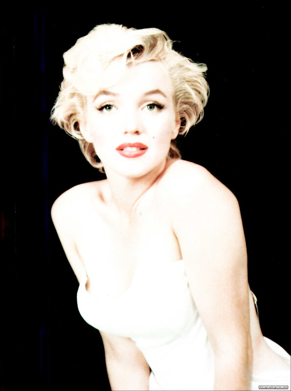 Marilyn Monroe in white dress