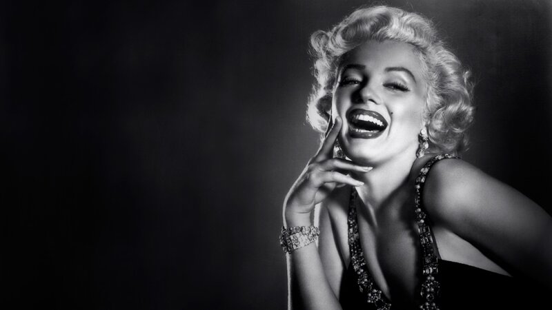 Marilyn Monroe laughing