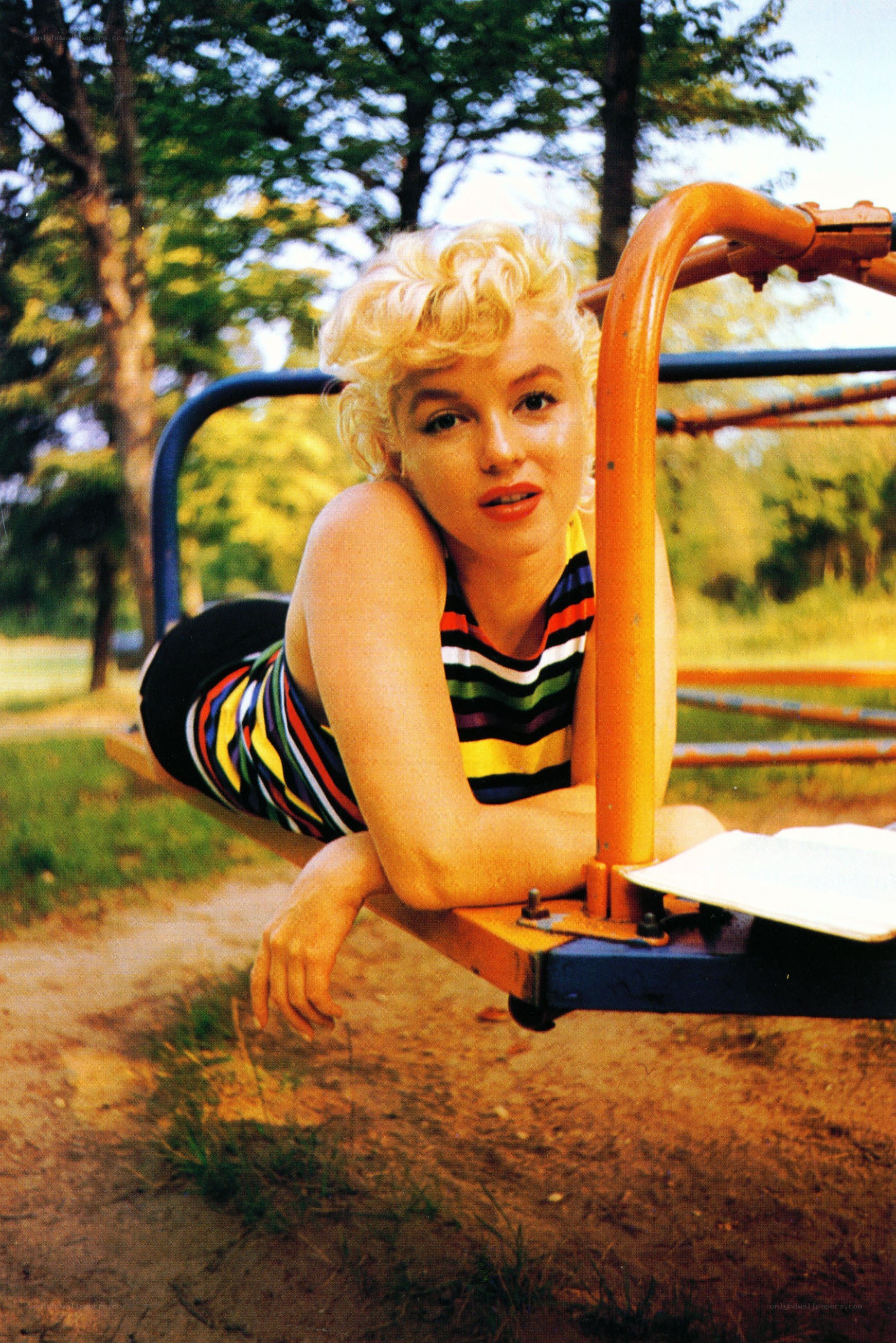 Marilyn Monroe on playground
