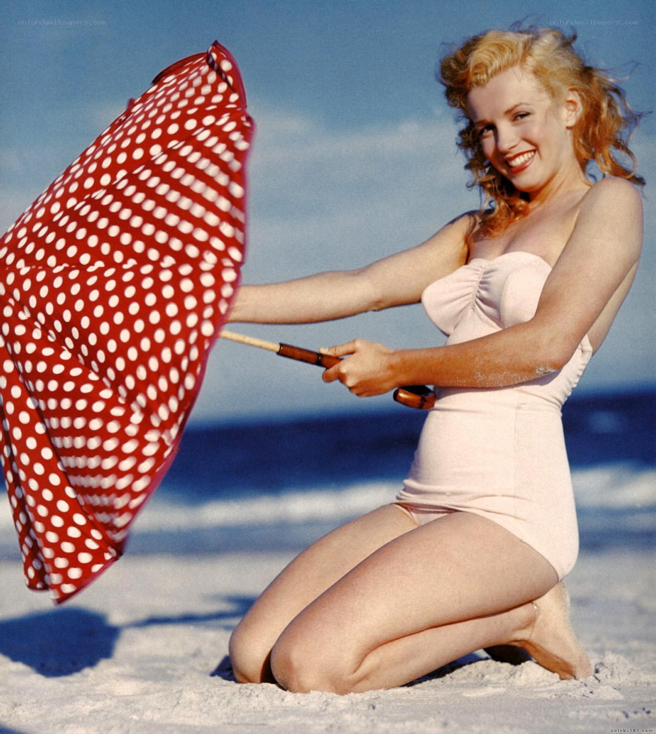 Marilyn Monroe on the beach
