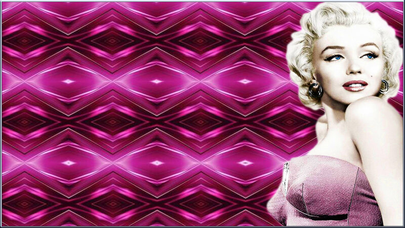 Marilyn Monroe Portrait — Magenta