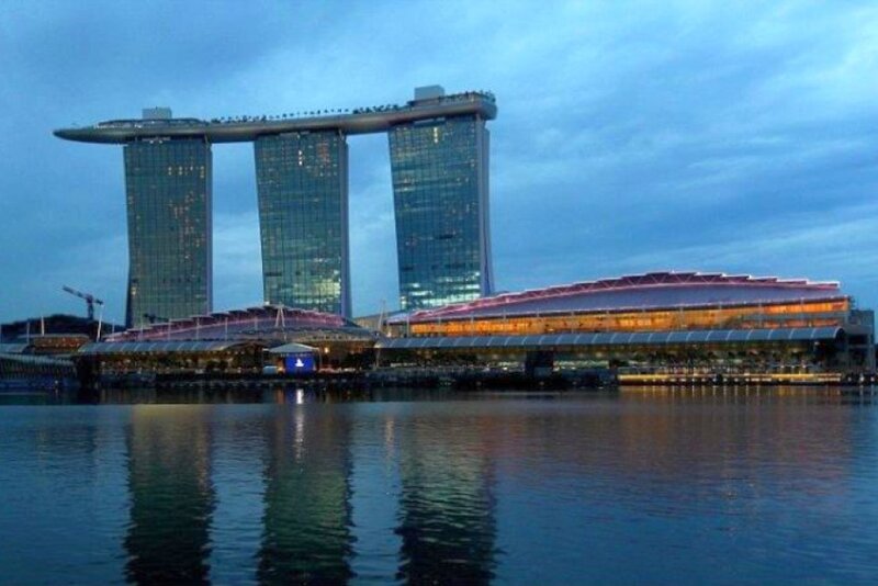 Marina Bay Sands at dusk