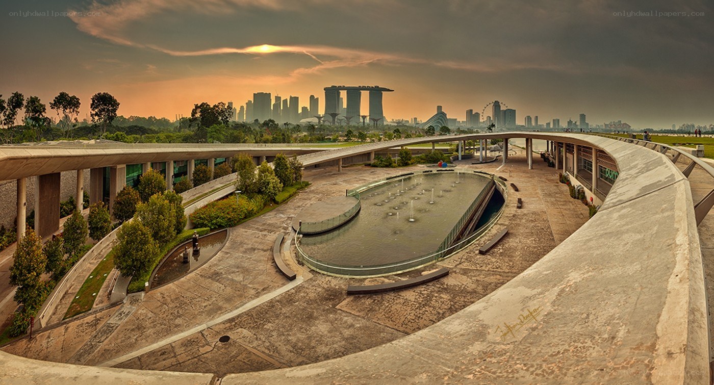 Marina Bay Sands at sunset