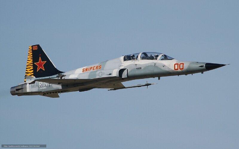 Marine Corps T-38 Talon in flight