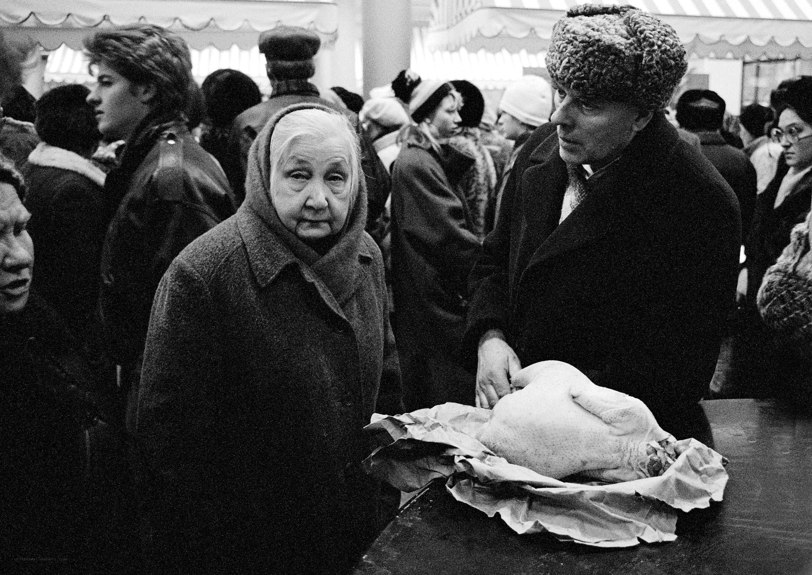 Market scene with poultry