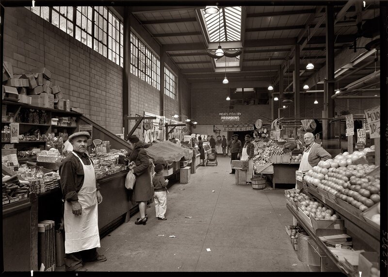 Market scene with vendors and shoppers