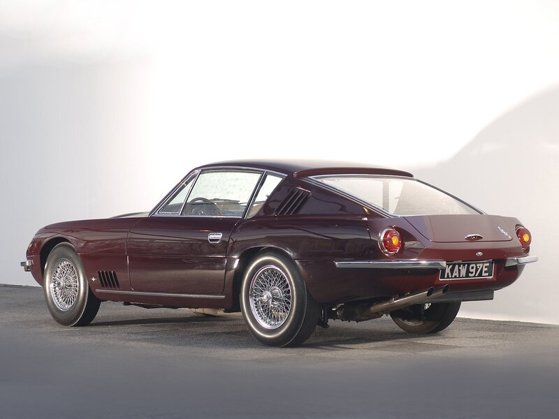 Maroon Classic Car — Calm, Photograph
