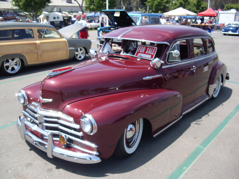 Maroon Classic Car — Outdoor