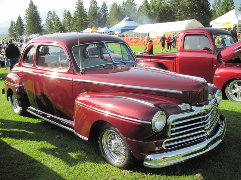 Maroon Classic Car — Red, Outdoor