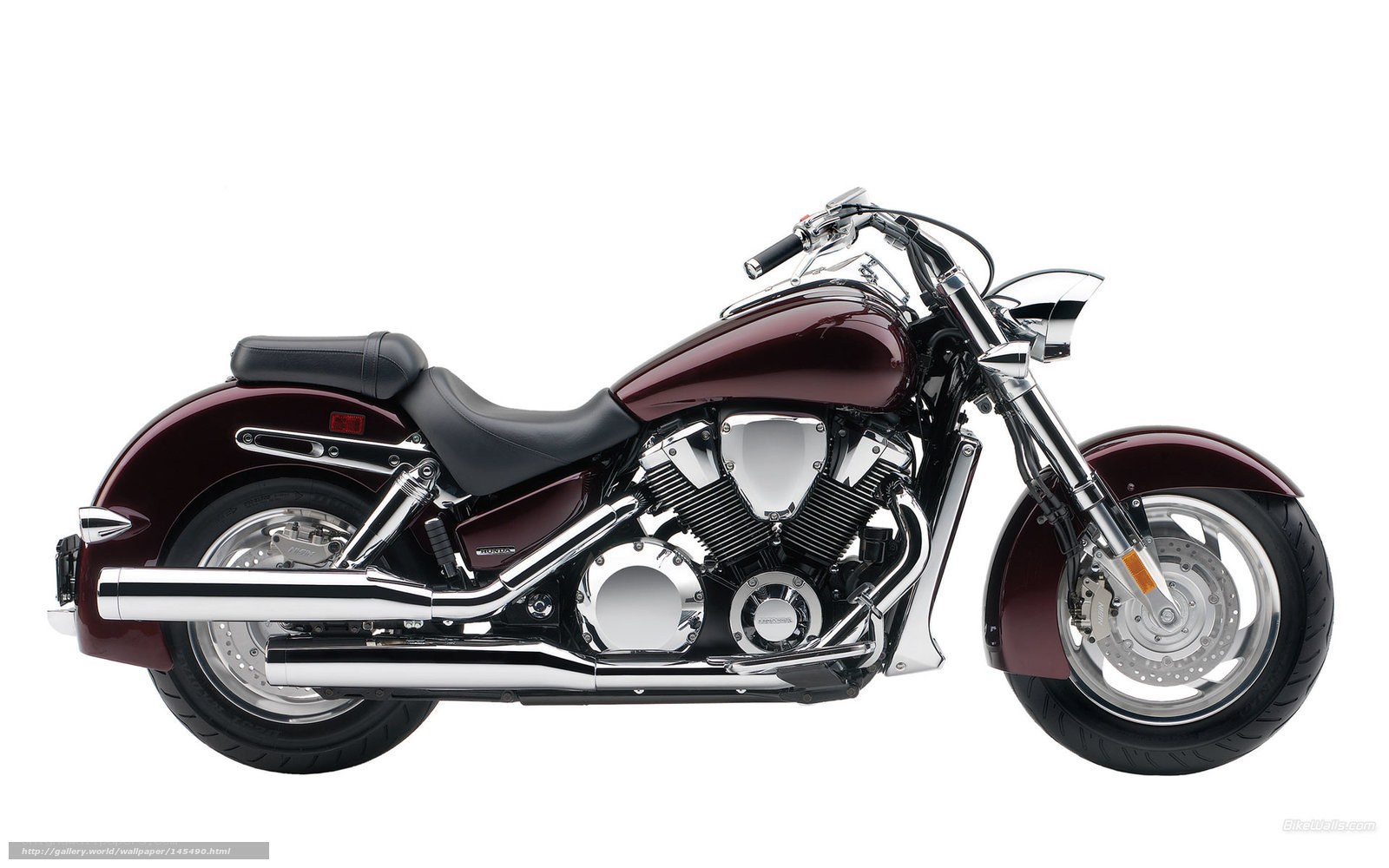 maroon cruiser motorcycle