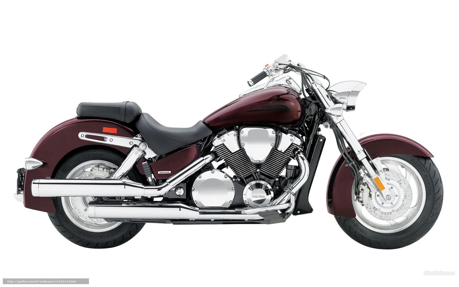 maroon cruiser motorcycle