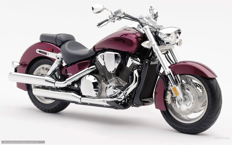 maroon cruiser motorcycle