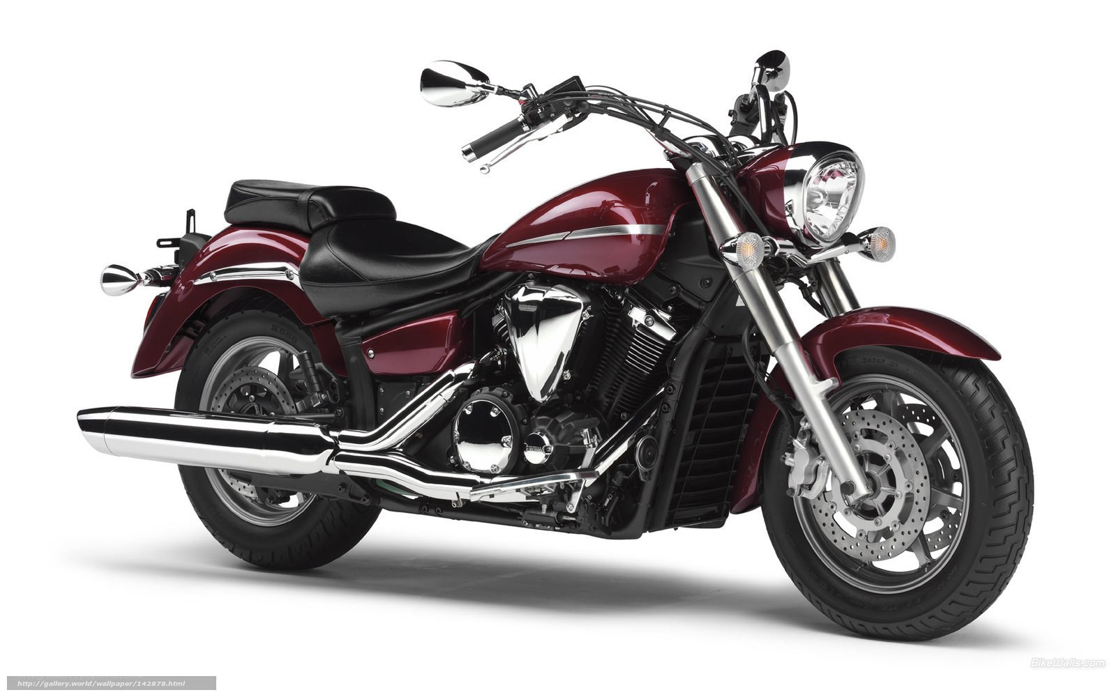 maroon cruiser motorcycle