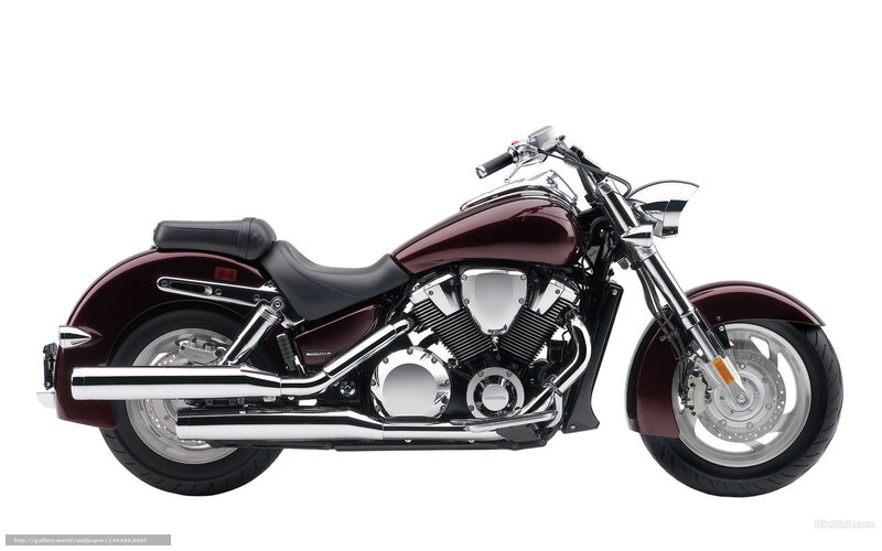 Maroon Cruiser Motorcycle — Neutral, Photograph, Black Seat