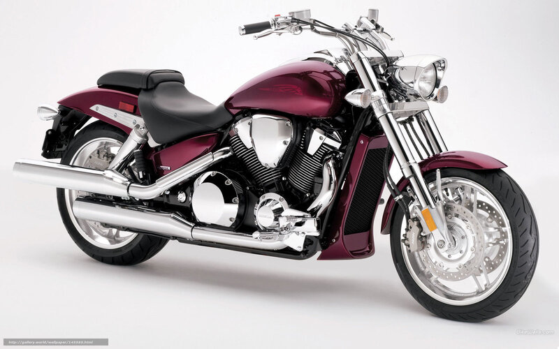 Maroon Cruiser Motorcycle — Neutral, Photograph, Chrome Engine