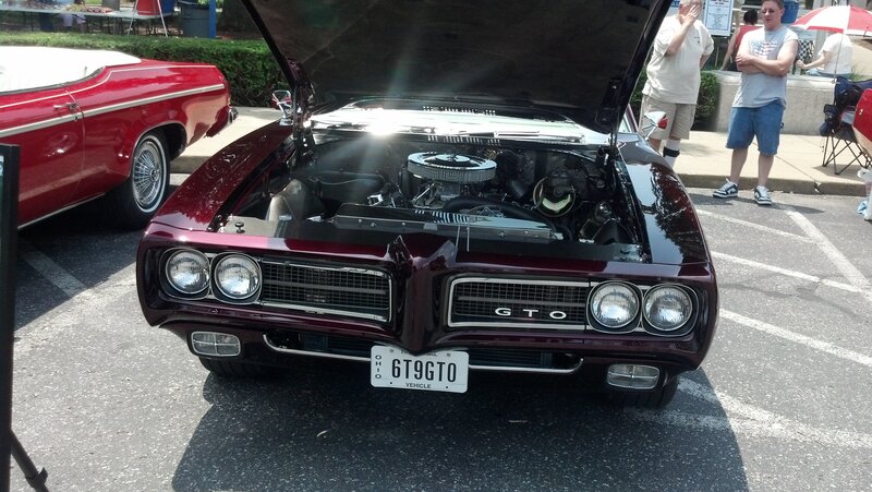 Maroon Gto Car