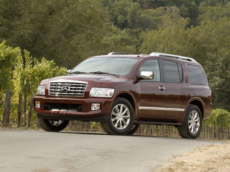 Maroon Infiniti QX56 in vineyard