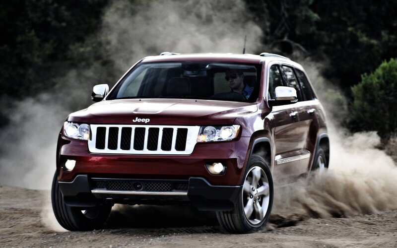 Maroon Jeep Suv