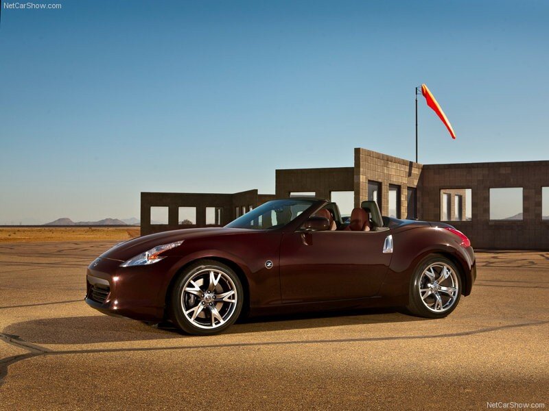 Maroon Nissan 370Z Roadster