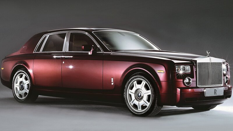 Maroon Rolls-Royce Phantom — Dramatic, Photograph