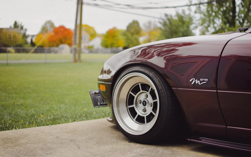 Maroon Sports Car — Calm, Autumn