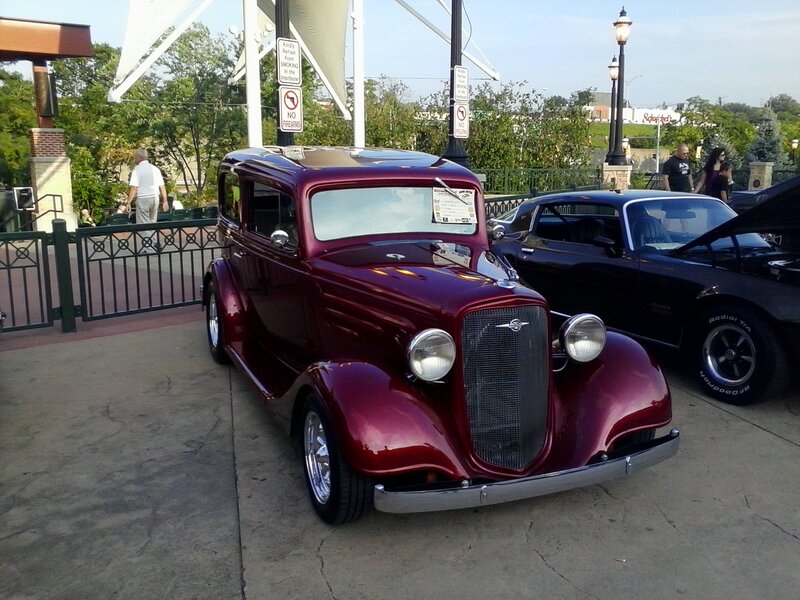 Maroon Vintage Car — Calm, Afternoon, Photograph, Classic Car