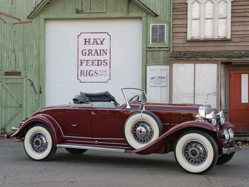 Maroon Vintage Car — Calm, Afternoon, Photograph, Green Barn