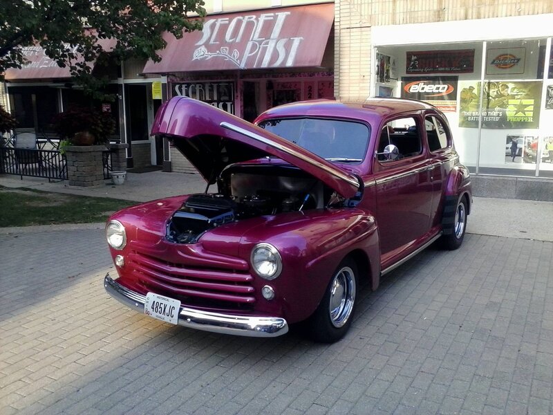 Maroon Vintage Car — Calm, Afternoon, Photograph, Hood