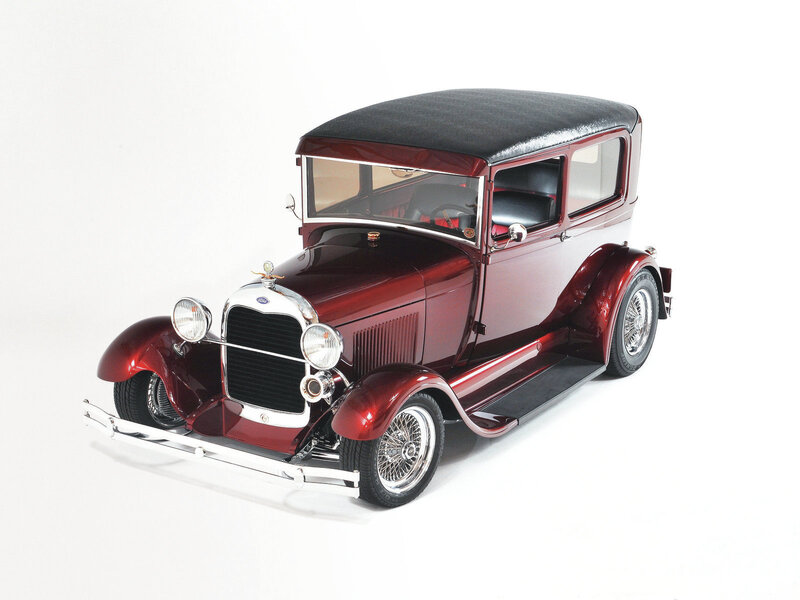 Maroon Vintage Car — Neutral