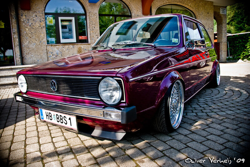 Maroon Volkswagen Golf