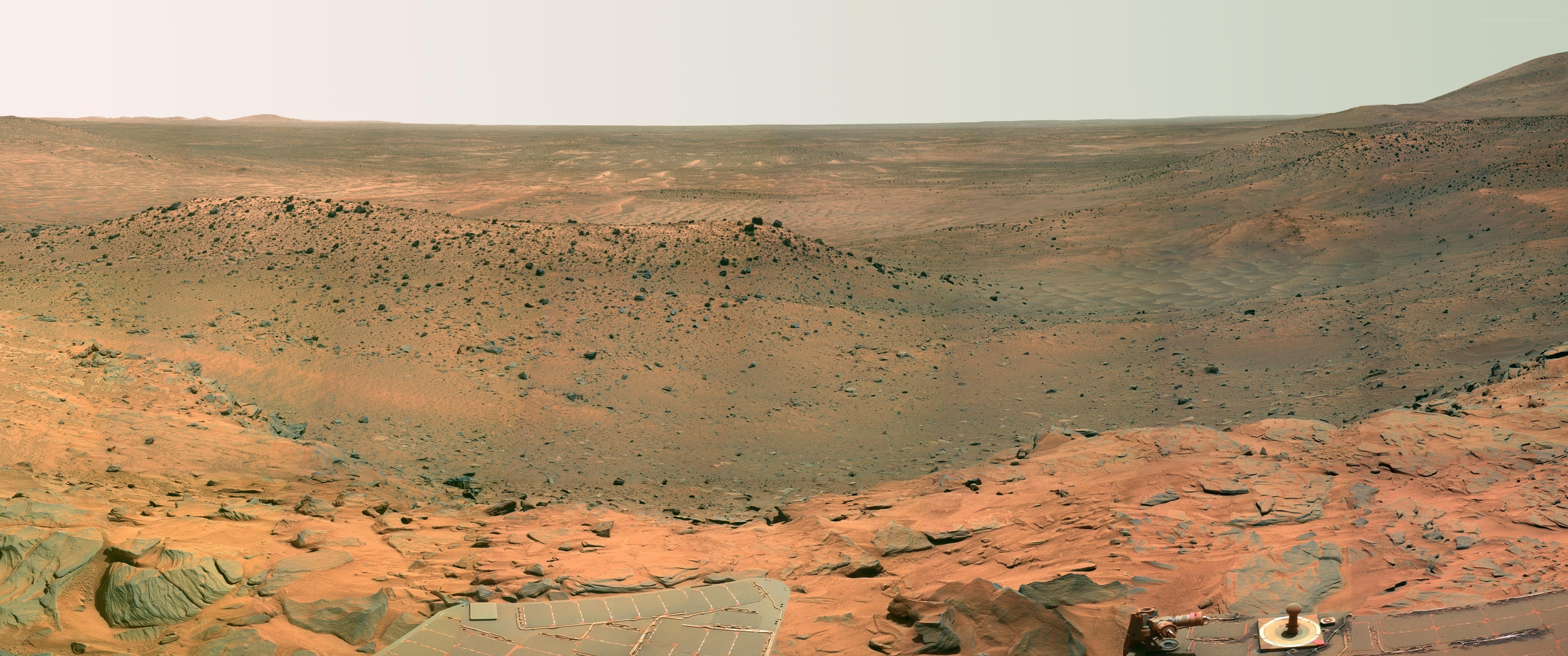 Mars rover panoramic view